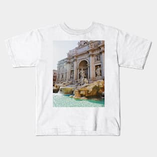 trevi fountain Kids T-Shirt